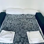 Sole Lägenhet Novara